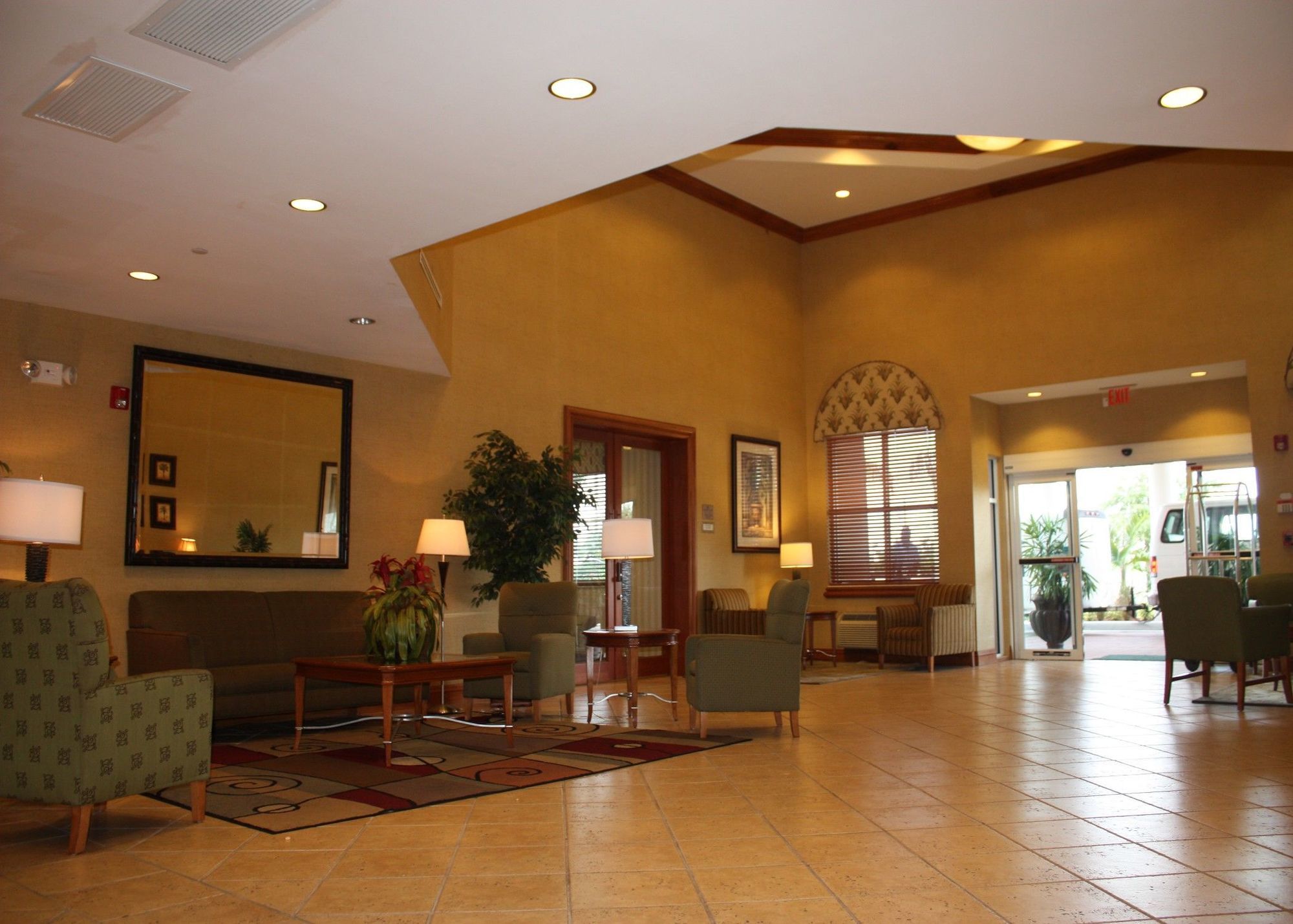 Best Western Plus Miami-Doral/Dolphin Mall Hotel Interior photo