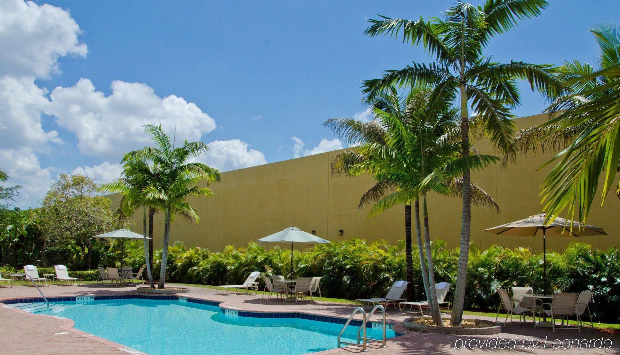 Best Western Plus Miami-Doral/Dolphin Mall Hotel Exterior photo